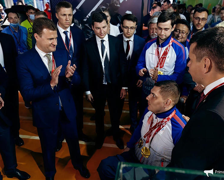 Роман Чичканов: На Восточном Экономическом Форуме с министром по развитию Дальнего Востока и Арктики
